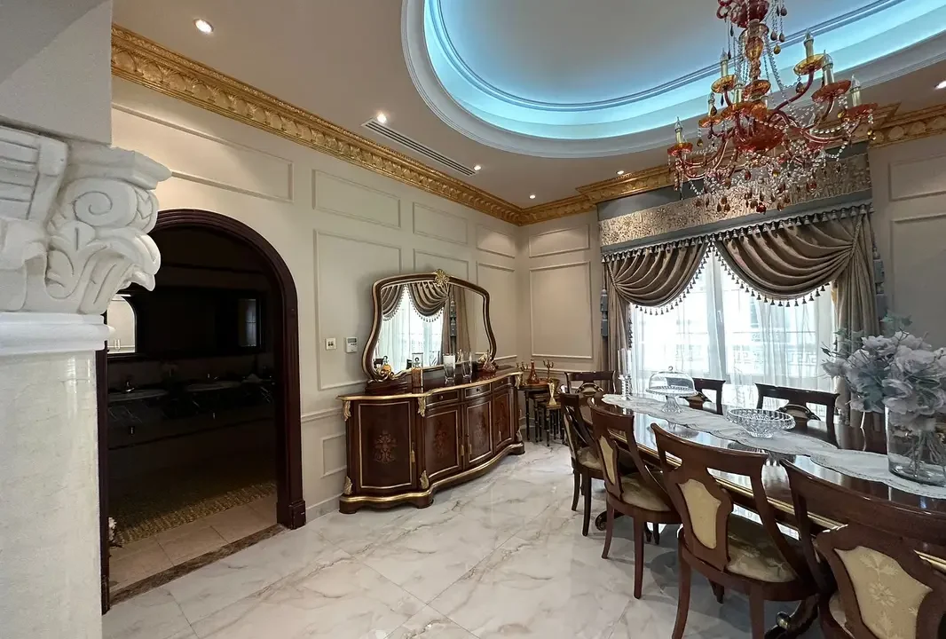 Villa pic-8